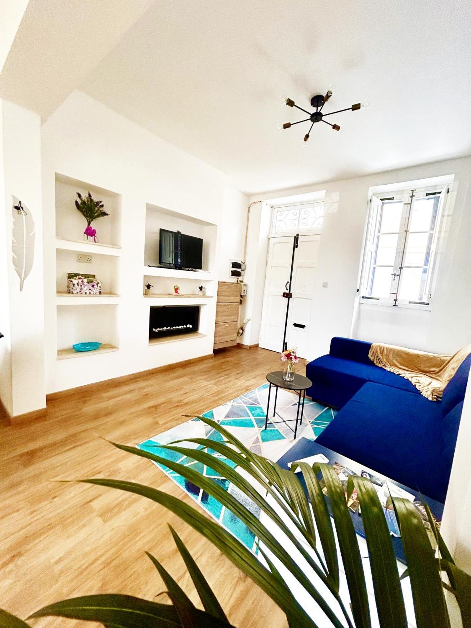Duplex Maisonette Ferienhaus Cospicua